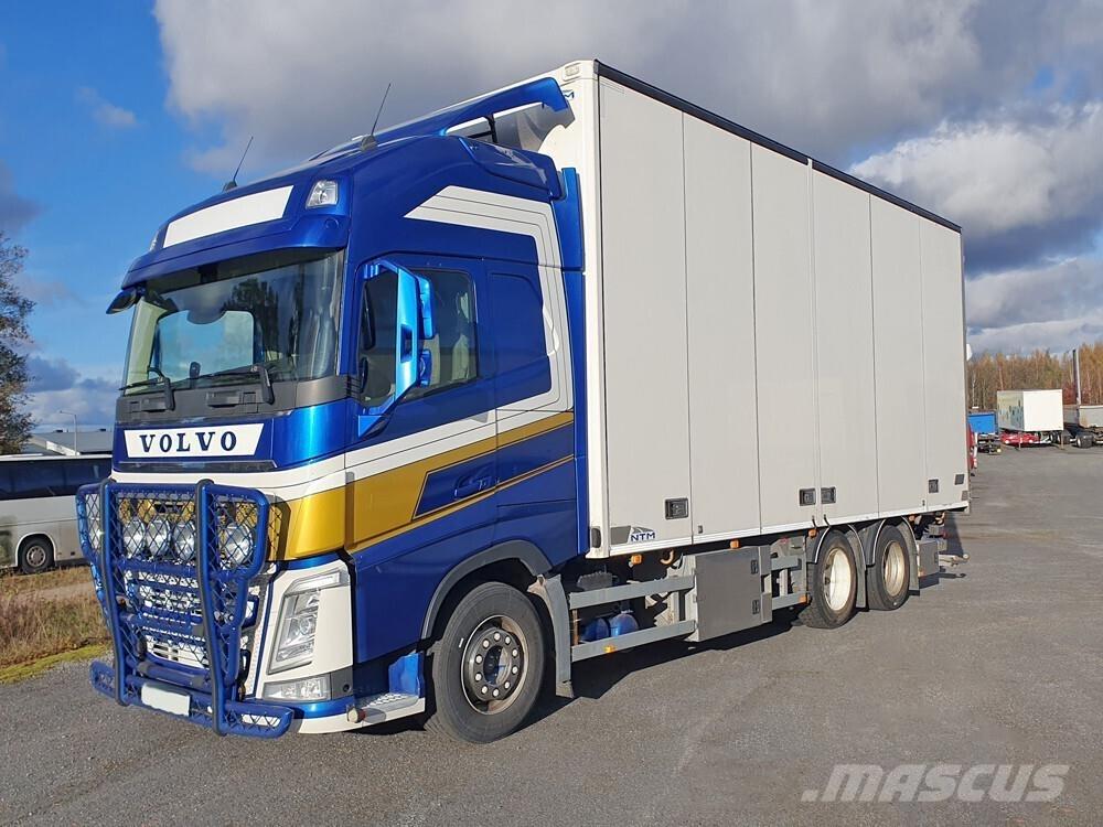 Volvo FH16 6x2 -17 Dobozos teherautók