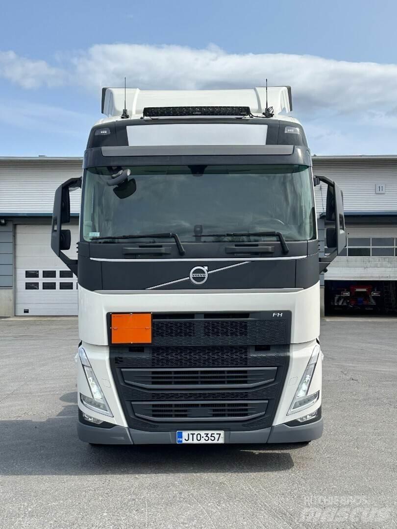 Volvo FH500TC 6x4 Nyergesvontatók