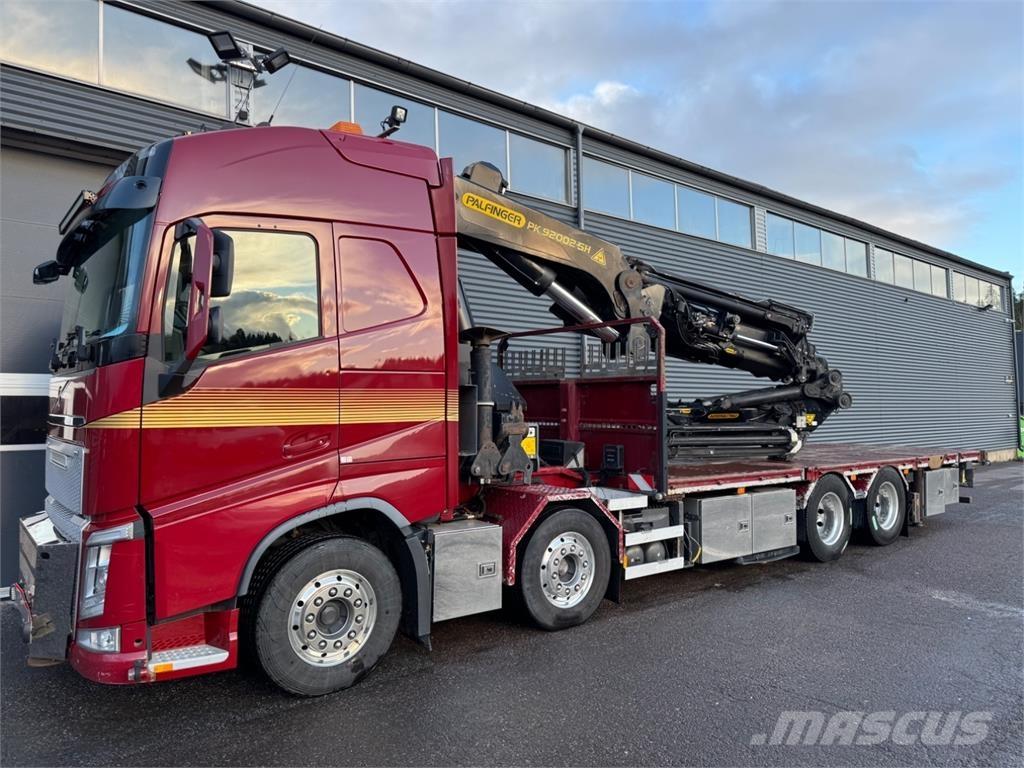 Volvo FH540 8X4 Darus teherautók