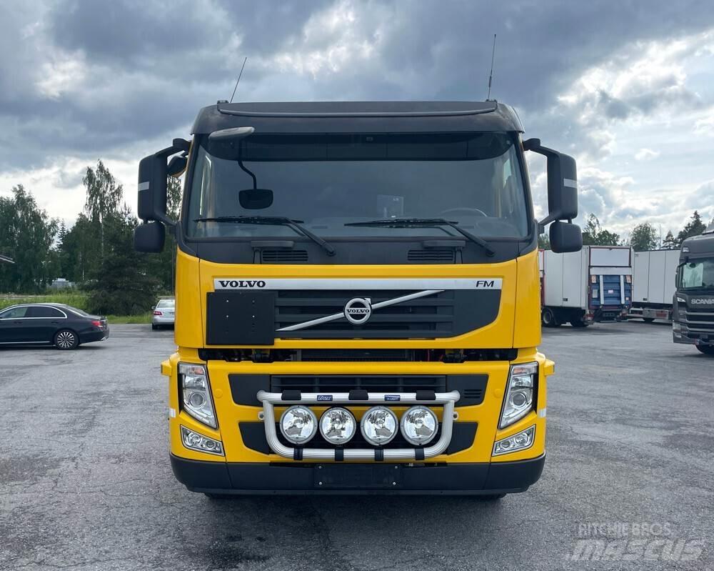 Volvo FM 8X4 -12 Horgos rakodó teherautók