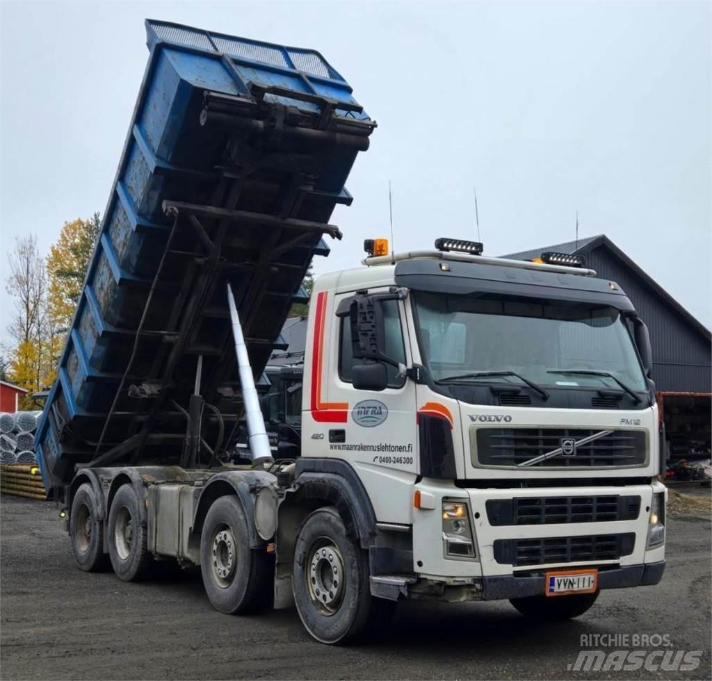 Volvo FM12 8X4 Horgos rakodó teherautók