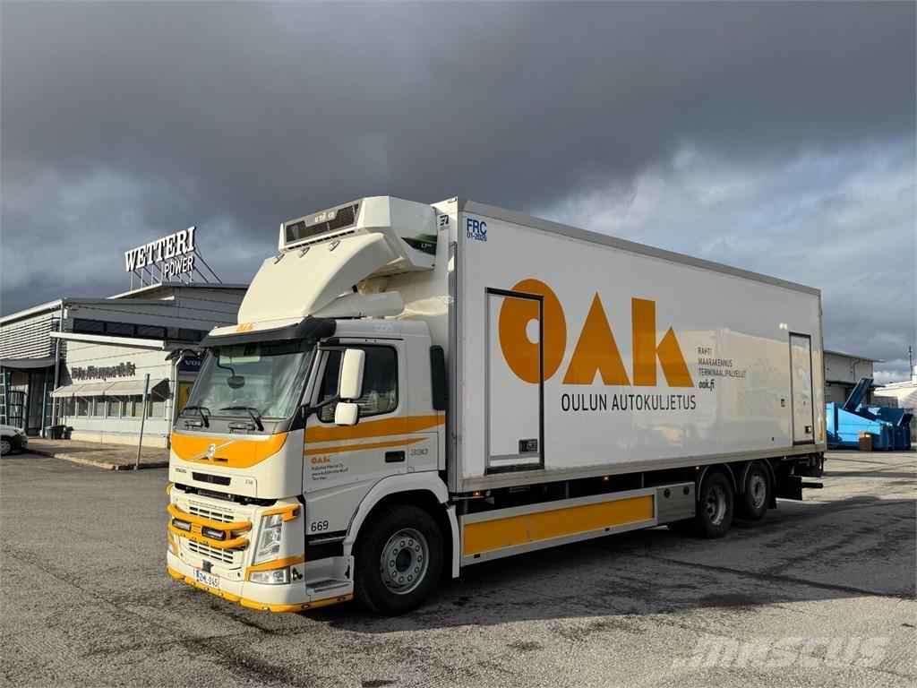 Volvo FM330 6x2 Hűtős