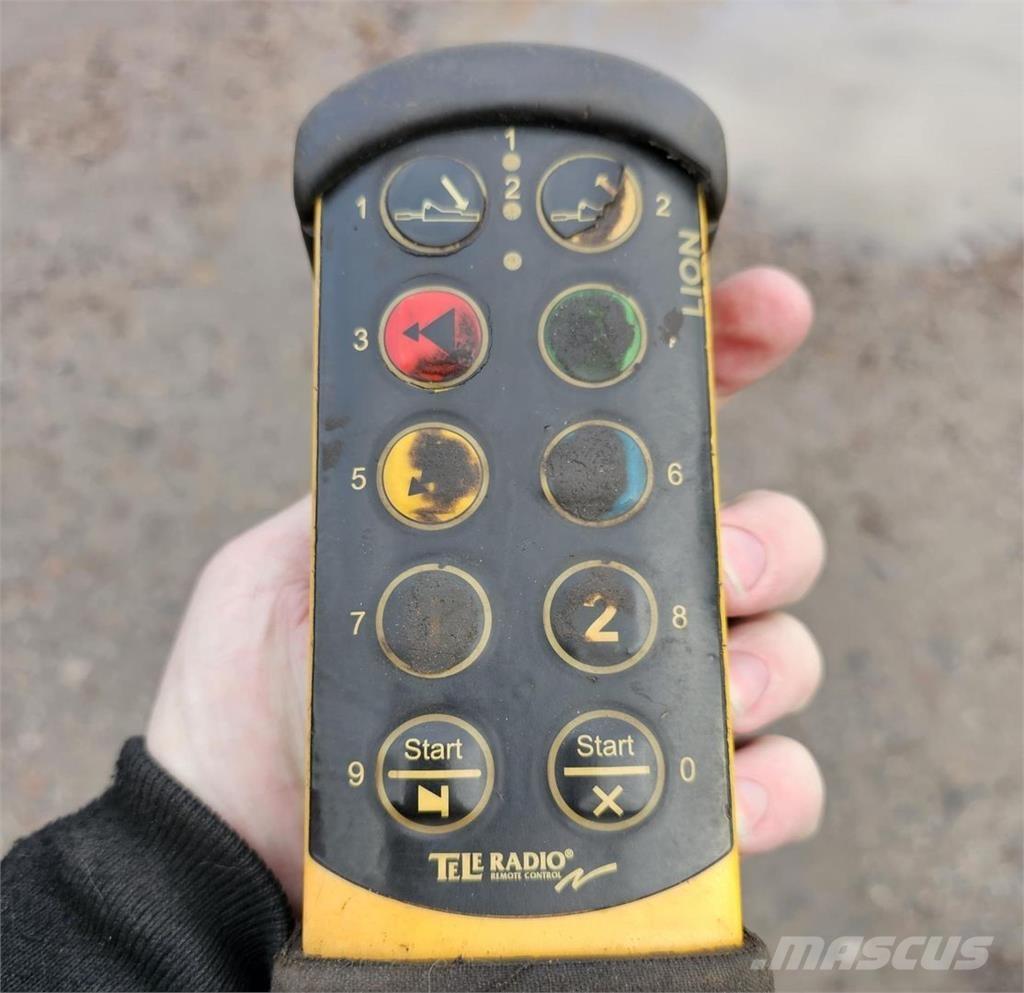 Volvo FM7 4X2 Járműszállítók