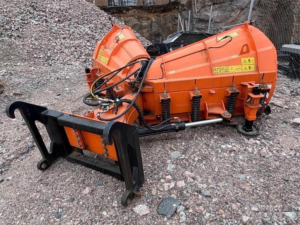 Volvo L 120 H Gumikerekes homlokrakodók
