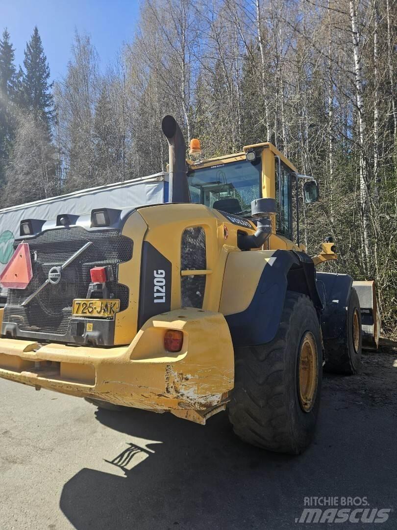 Volvo L 120G Gumikerekes homlokrakodók