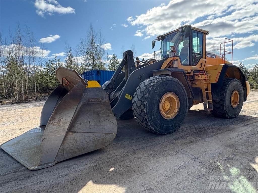 Volvo L 220 H Gumikerekes homlokrakodók