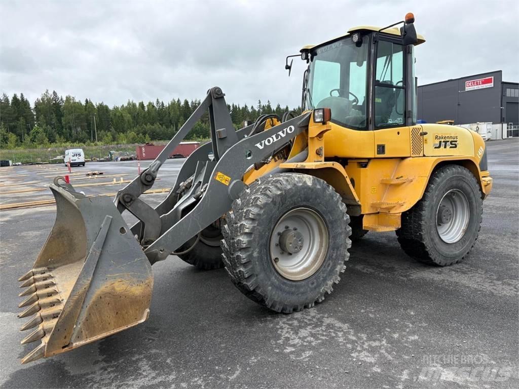 Volvo L 45 B Gumikerekes homlokrakodók