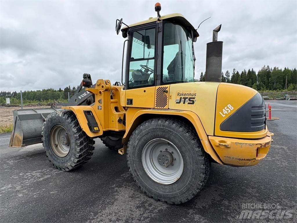 Volvo L 45 B Gumikerekes homlokrakodók