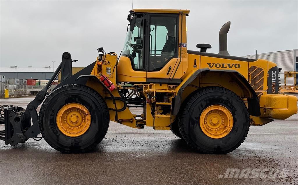 Volvo L120F Gumikerekes homlokrakodók