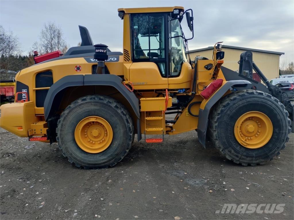Volvo L120H Gumikerekes homlokrakodók