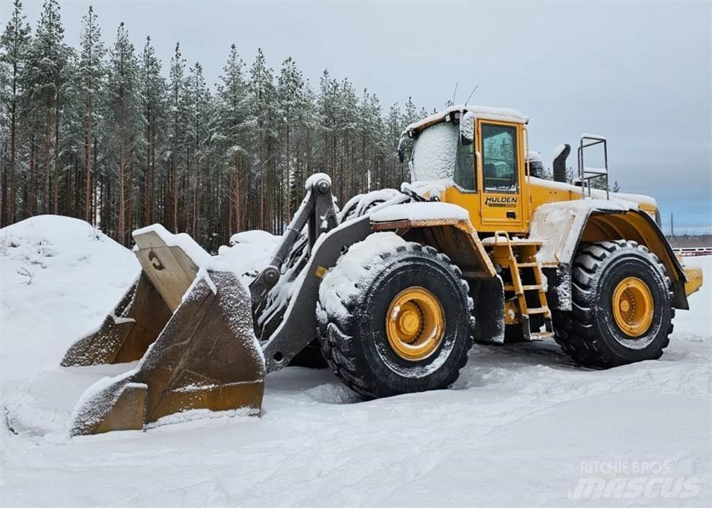Volvo L220E Gumikerekes homlokrakodók