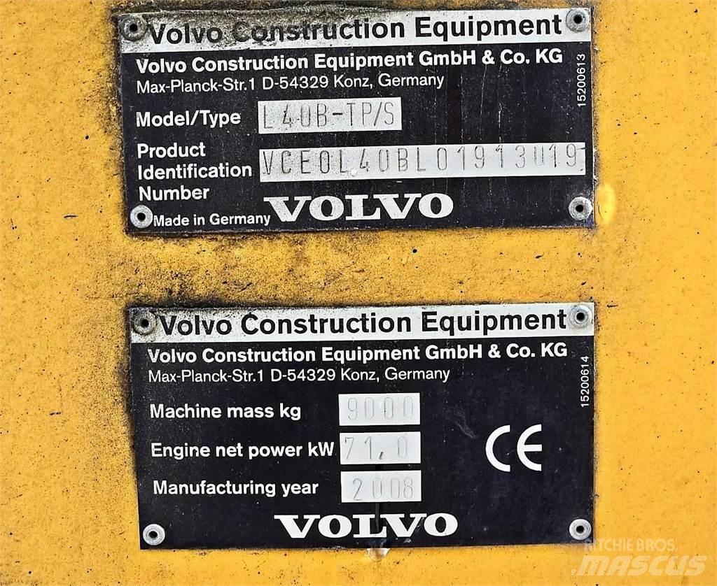 Volvo L40B Gumikerekes homlokrakodók