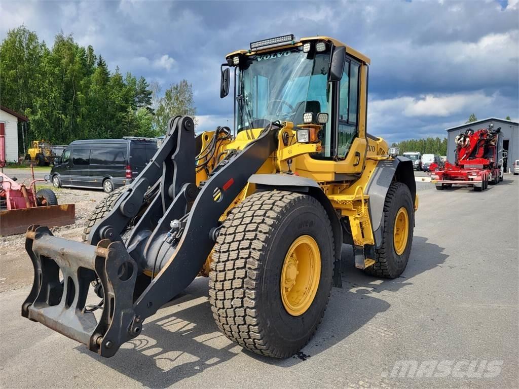 Volvo L60F Gumikerekes homlokrakodók