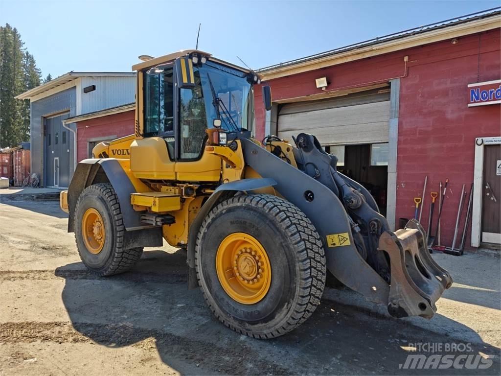 Volvo L70F Gumikerekes homlokrakodók