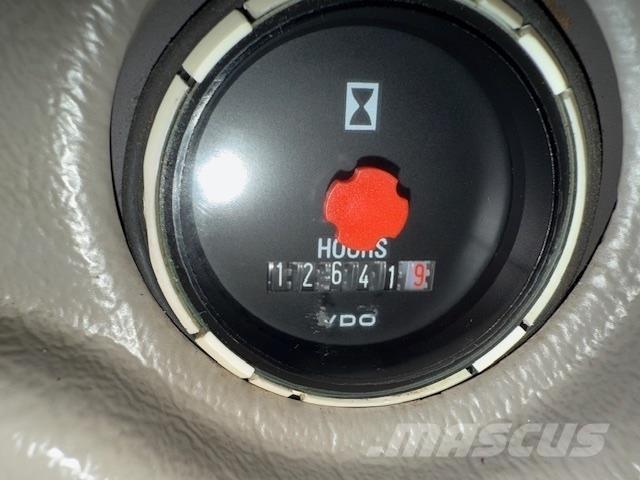 Volvo L90G Gumikerekes homlokrakodók