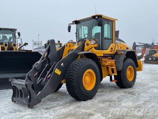 Volvo L90H LB Gumikerekes homlokrakodók