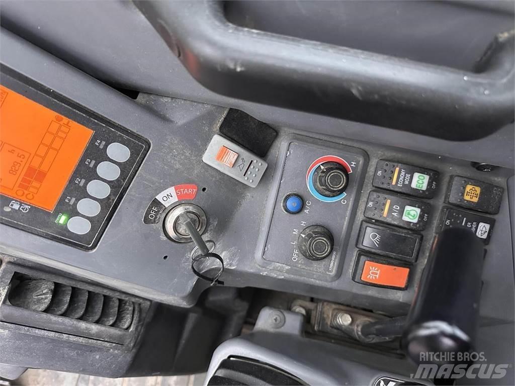 Yanmar SV100 Lánctalpas kotrók