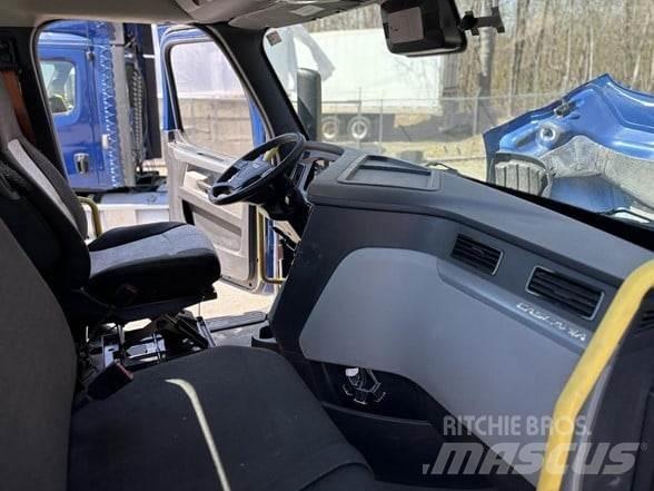 Freightliner CASCADIA 116 Nyergesvontatók