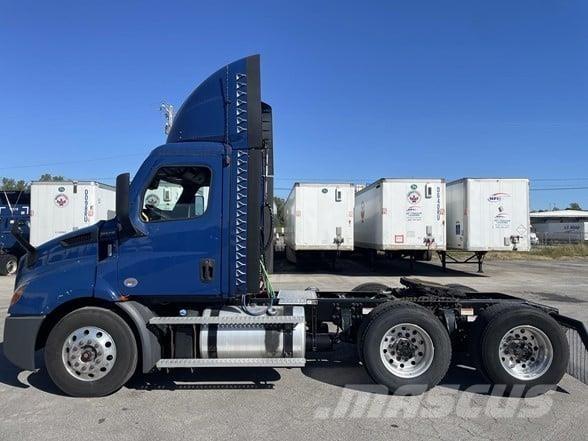 Freightliner CASCADIA 116 Nyergesvontatók