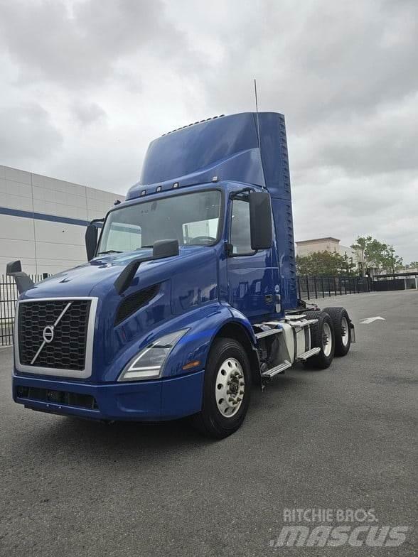 Volvo VNR64T300 Nyergesvontatók