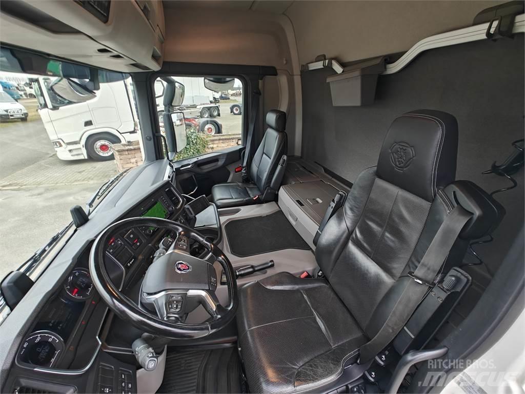 Scania P280 Dobozos teherautók