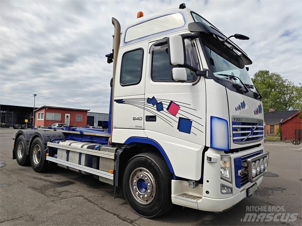 Volvo FH540 Horgos rakodó teherautók