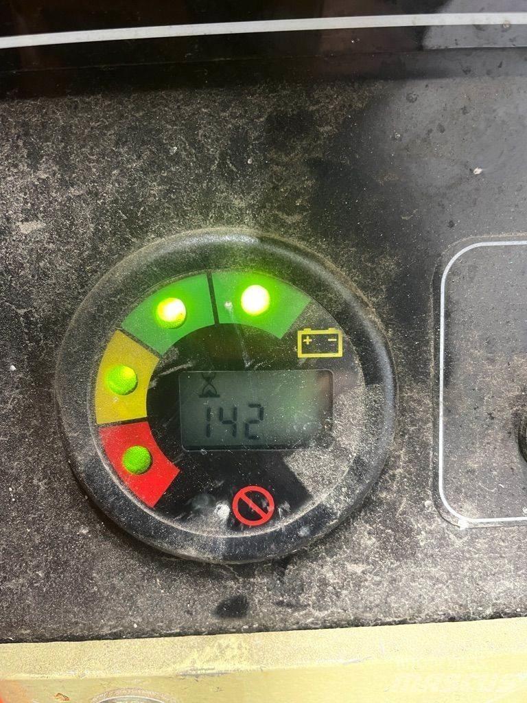 JLG 6RS Ollós emelők