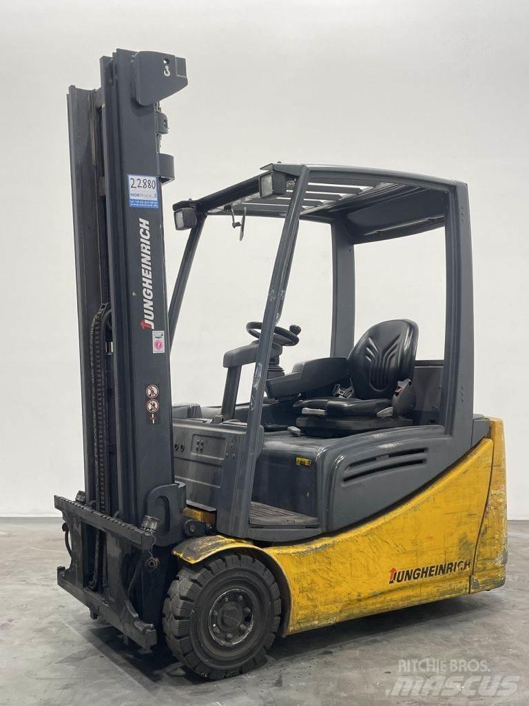 Jungheinrich EFG 216 Elektromos targoncák