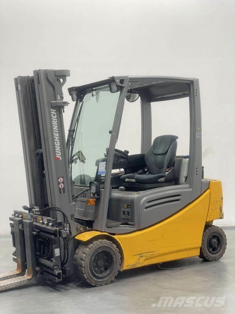 Jungheinrich EFG 320 Elektromos targoncák