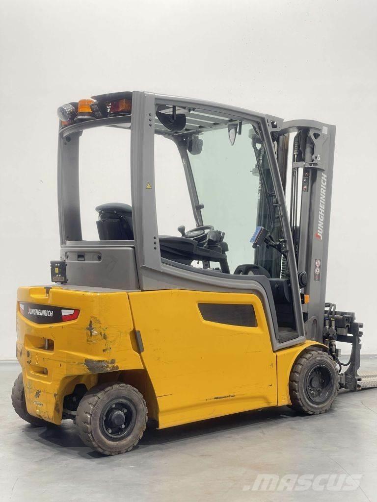 Jungheinrich EFG 320 Elektromos targoncák