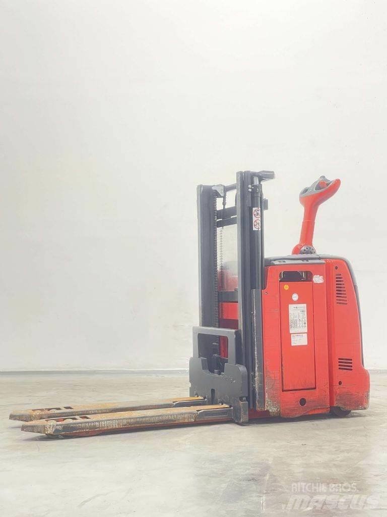 Linde D12-133 Gyalogkíséretű targonca