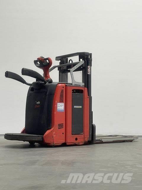 Linde D12HPAP Gyalogkíséretű targonca