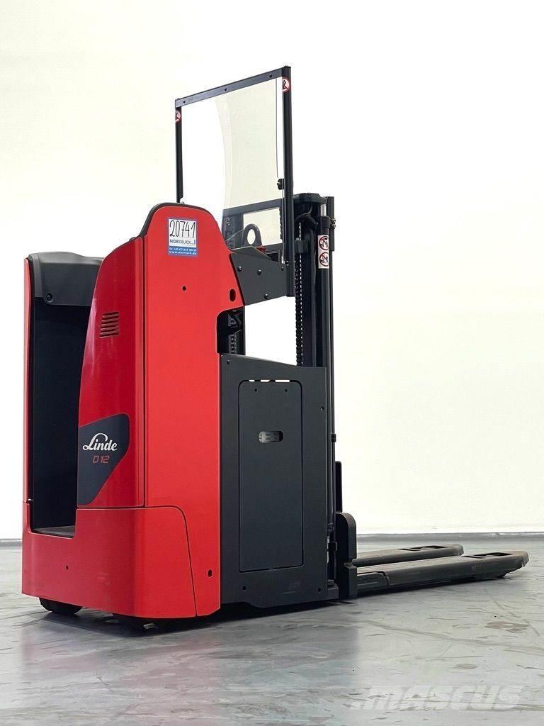 Linde D12SF-1164 Gyalogkíséretű targonca