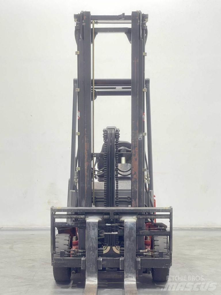 Linde E15Z-02-324 Elektromos targoncák