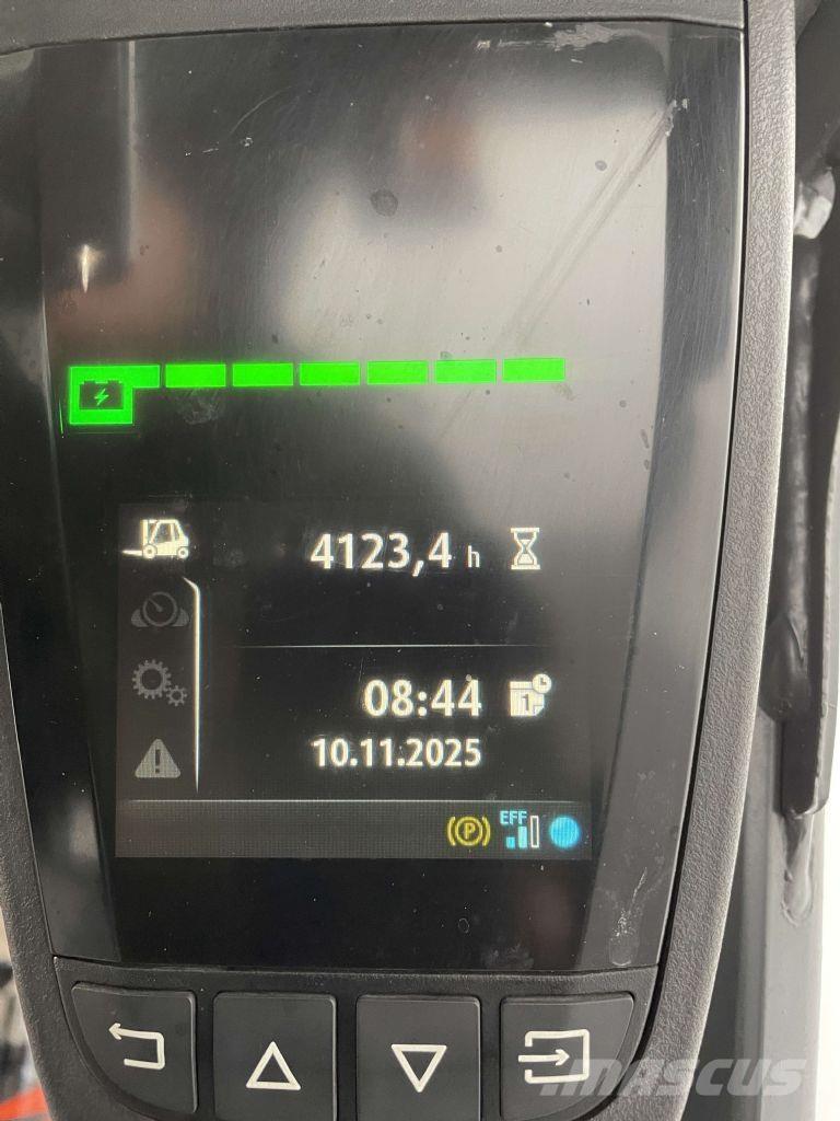 Linde E16C-02-386 Elektromos targoncák