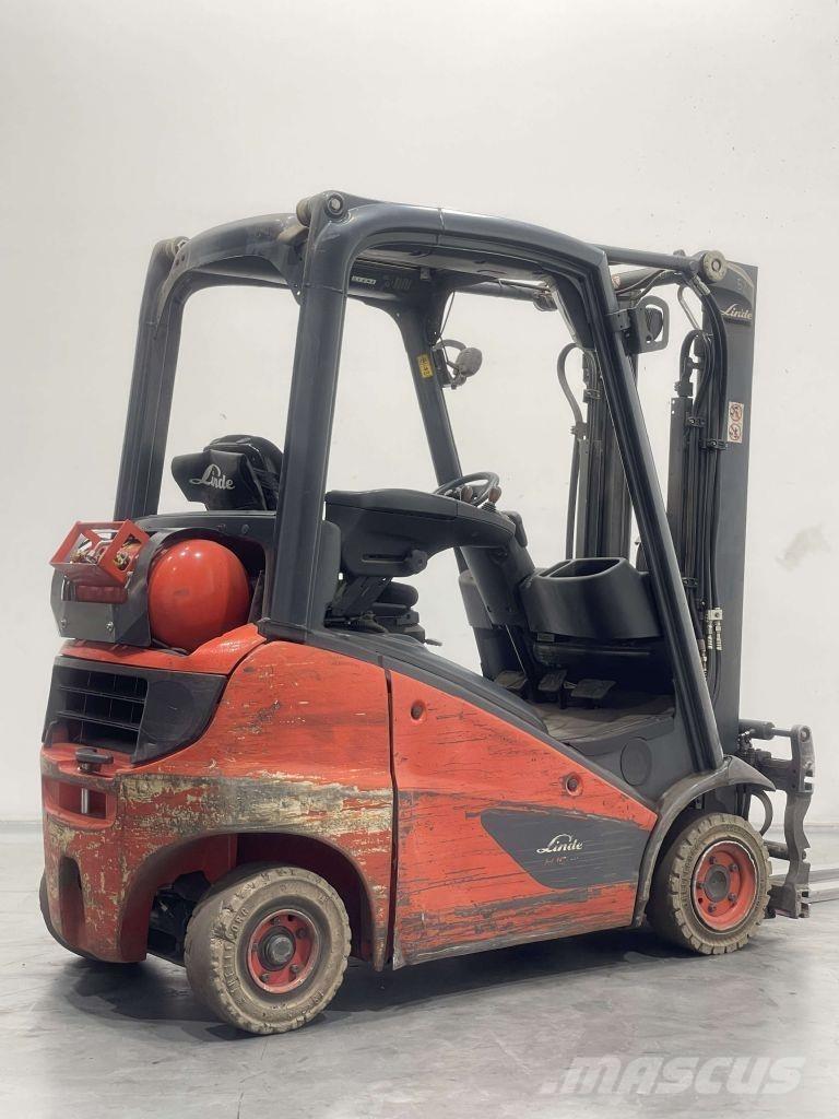 Linde H16T-01-391 Gázüzemű targoncák