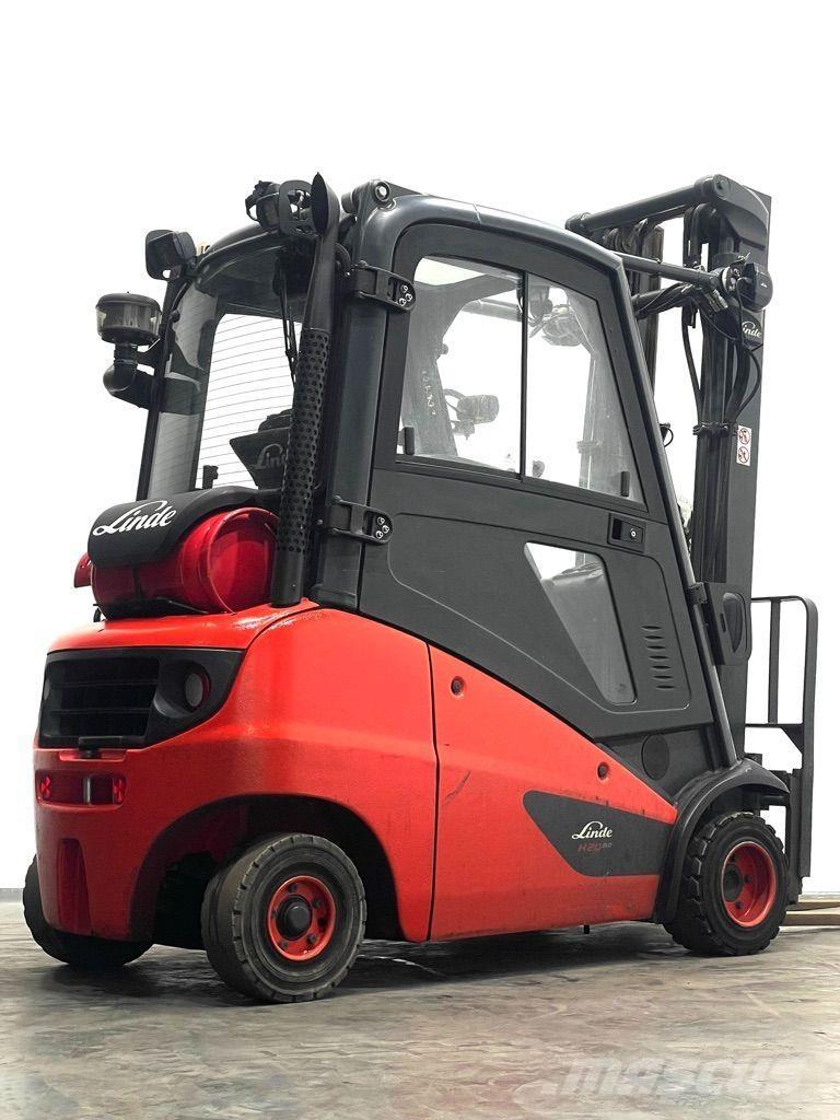 Linde H20T-391-EVO Gázüzemű targoncák