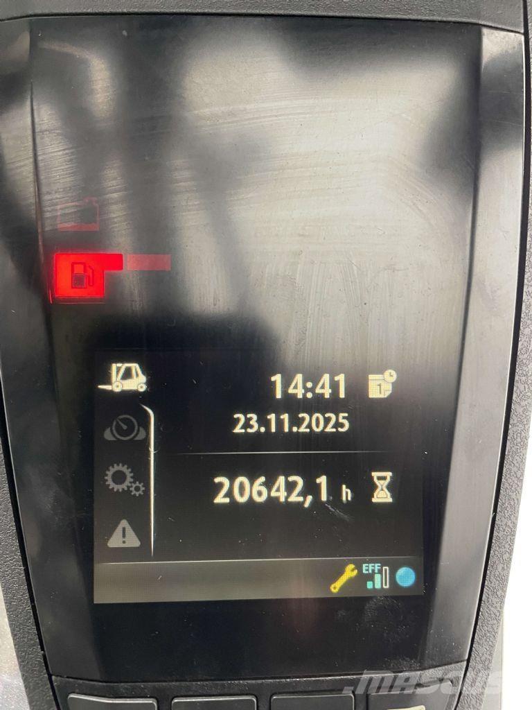 Linde H30T-02-393 Gázüzemű targoncák