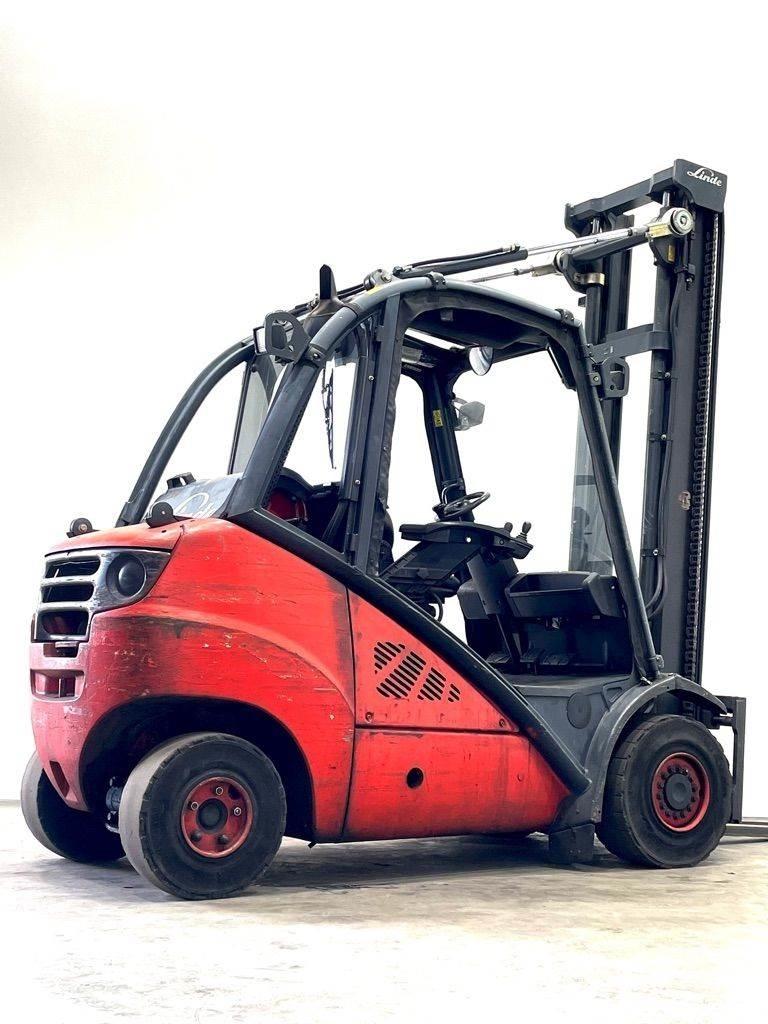 Linde H30T-393 Gázüzemű targoncák
