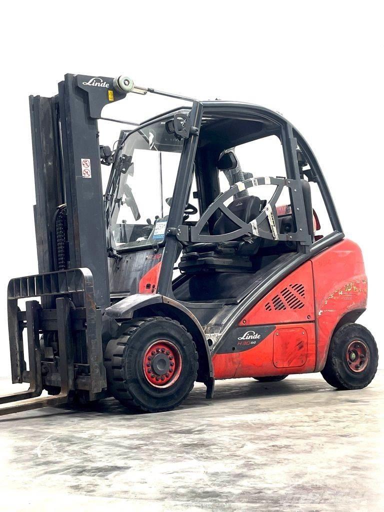 Linde H30T-393-EVO Gázüzemű targoncák