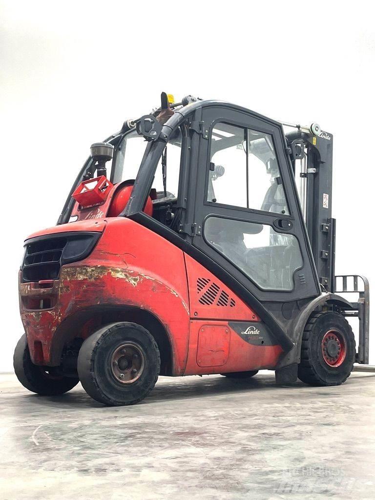 Linde H30T-393-EVO Gázüzemű targoncák
