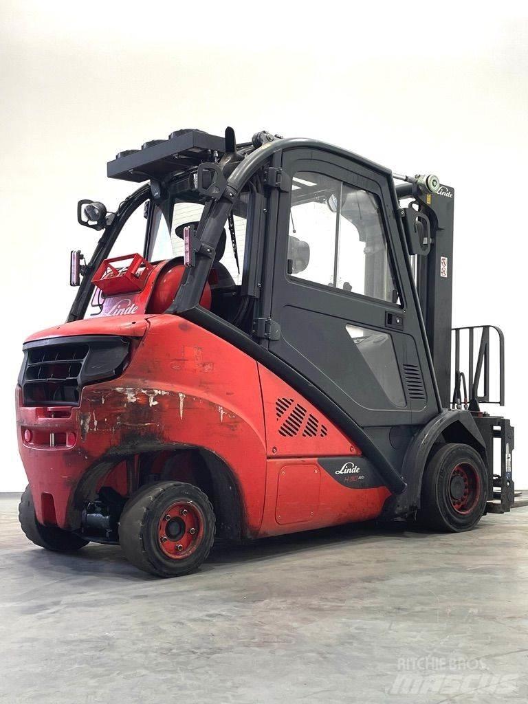 Linde H30T-393-EVO Gázüzemű targoncák