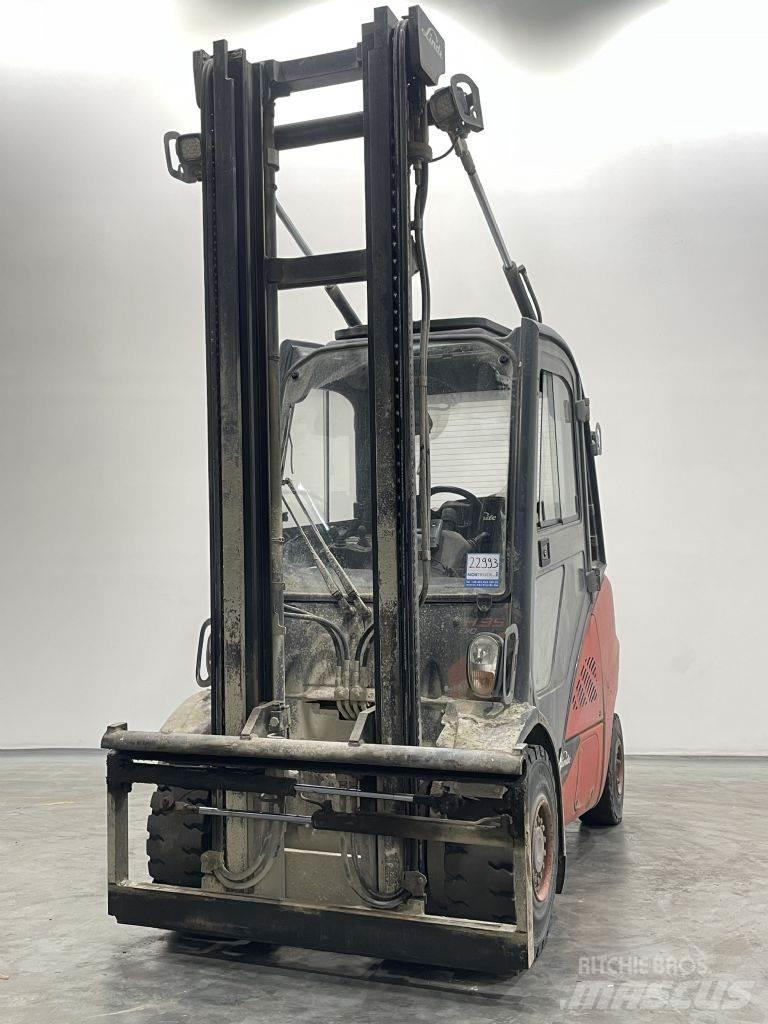 Linde H35T-02-393 Gázüzemű targoncák