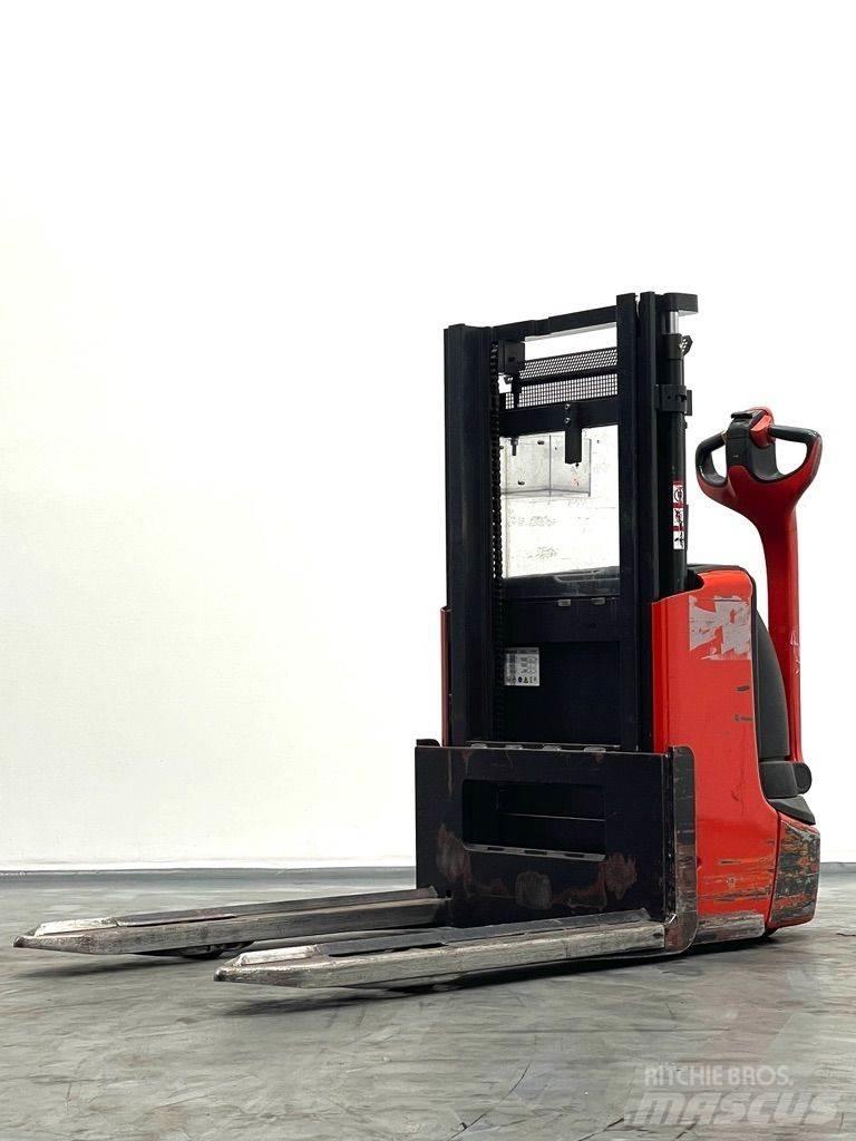 Linde L12-1172 Gyalogkíséretű targonca