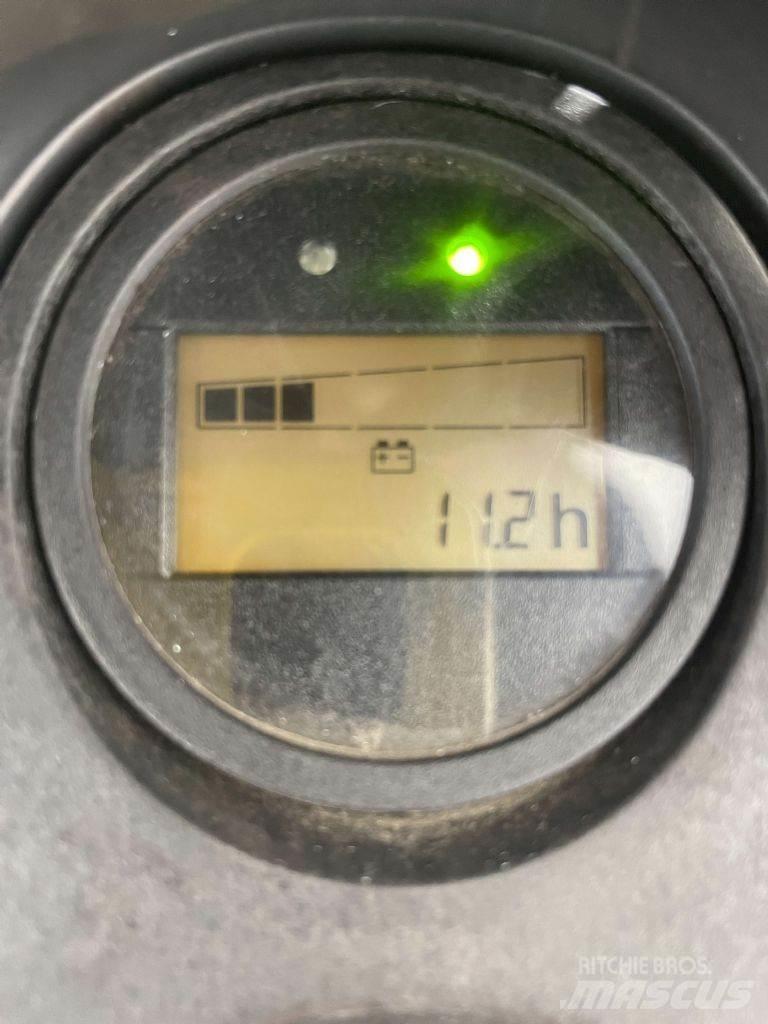 Linde T18-1152 Alacsony emelőkocsi
