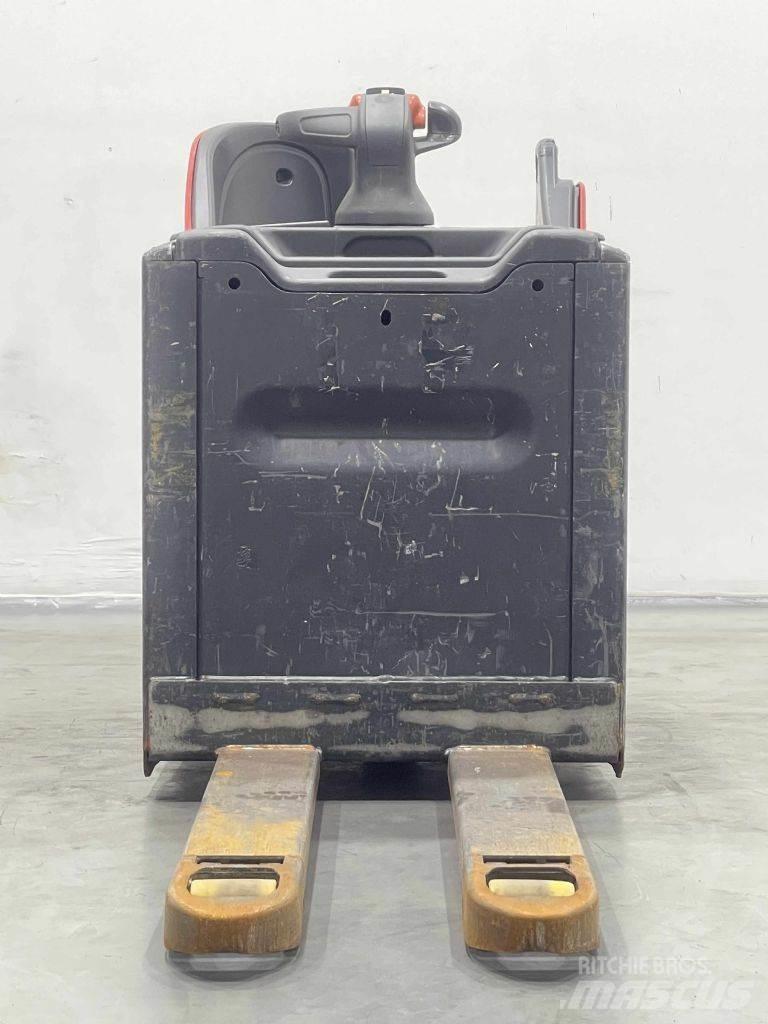 Linde T20SP-131 Alacsony emelőkocsi