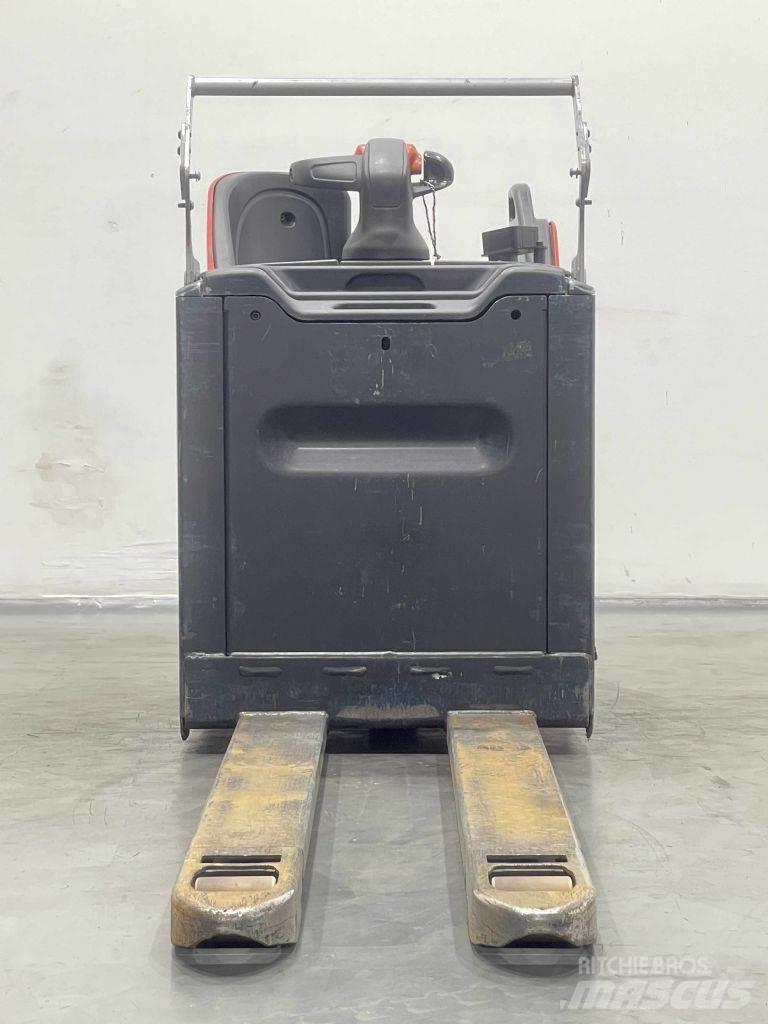 Linde T25SP-131 Alacsony emelőkocsi