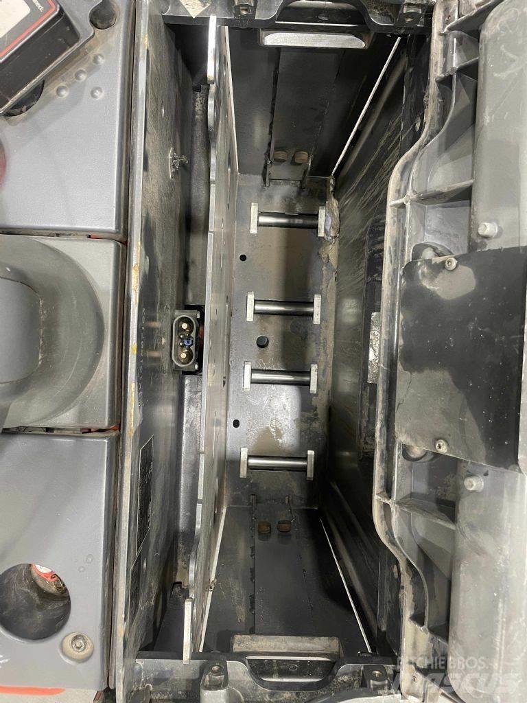 Linde T30SP-131 Alacsony emelőkocsi