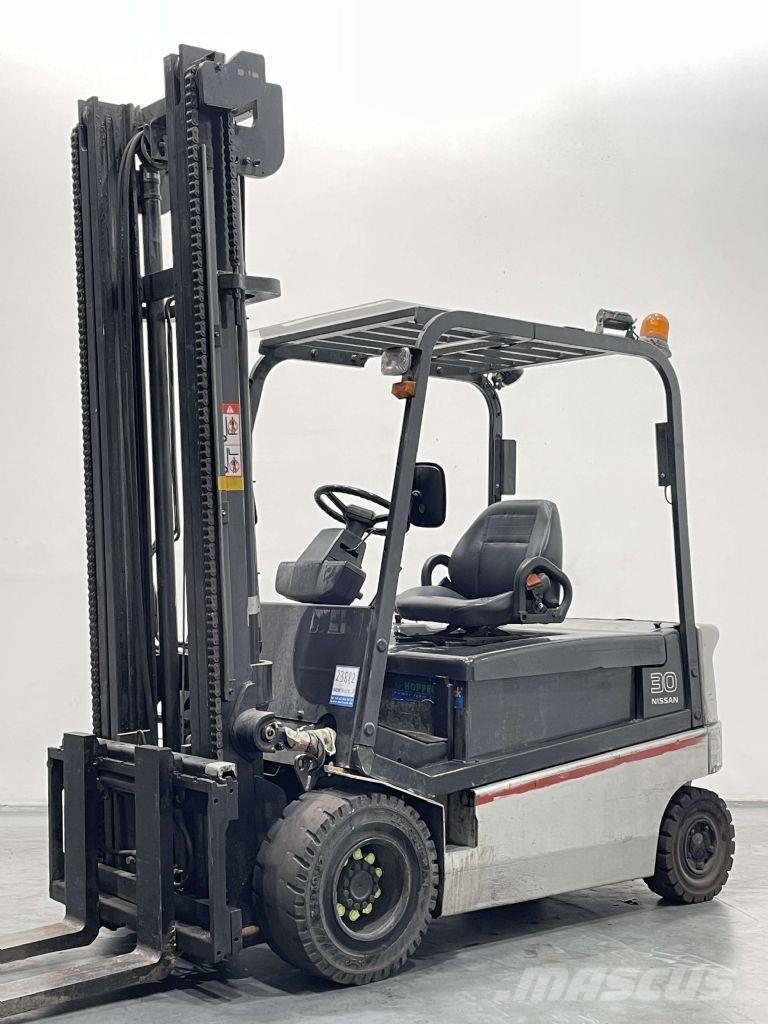 Nissan GQ02L30CU Elektromos targoncák
