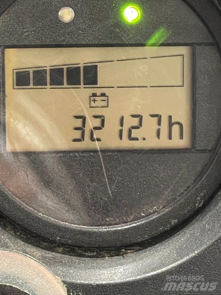 Still EXU-H20 Alacsony emelőkocsi